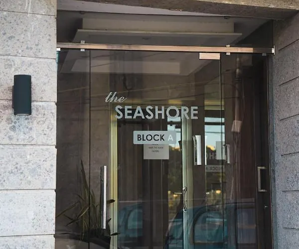 Scenic Modern 3 Bedroom Seaview Daire *